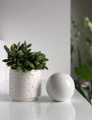 kula-dekoracyjna-ceramiczna-biala-1-material-wykonania-ceram