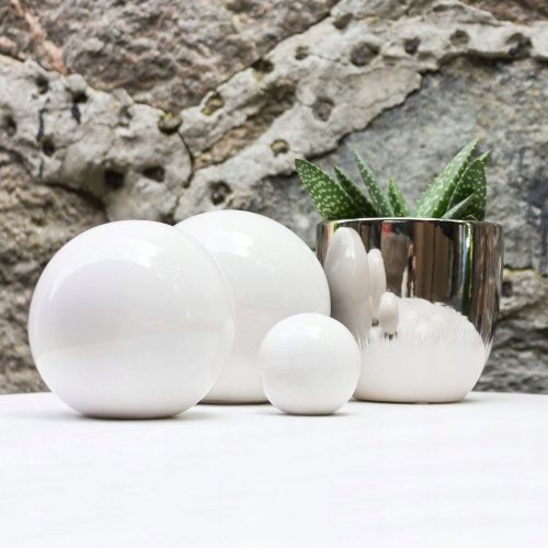 kula-dekoracyjna-ceramiczna-biala-19-cm-material-wykonania-3
